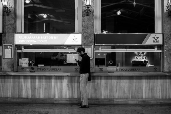 Comment préparer un itinéraire de camping pour explorer les volcans d'Hawaï?